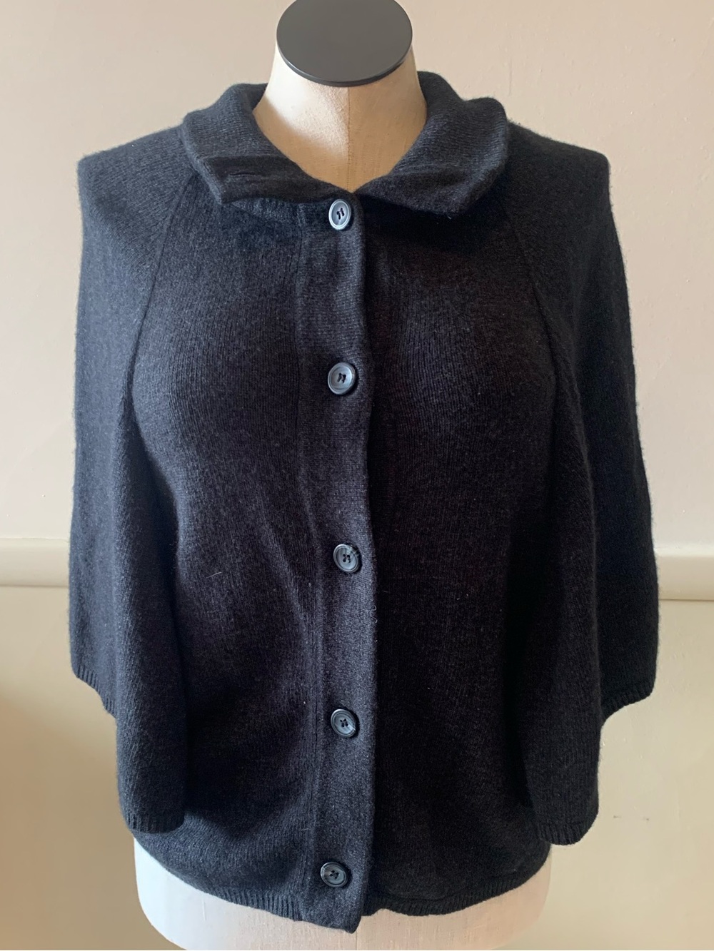 Vintage knit short-sleeve cape sweater